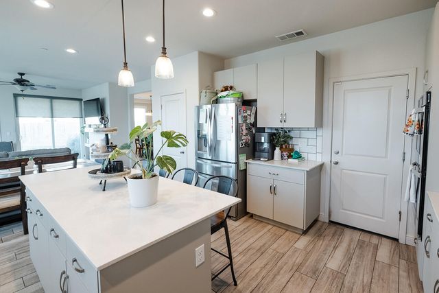 4407 S Ernest Street, Visalia, CA 93277