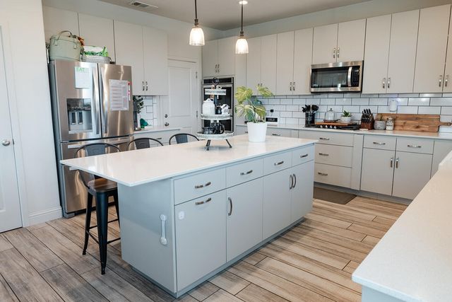 4407 S Ernest Street, Visalia, CA 93277