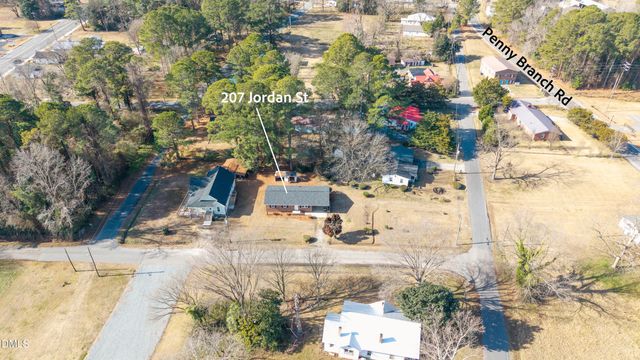 207 Jordan Street, Warsaw, NC 28398