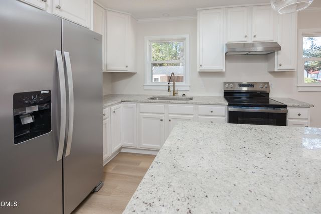 207 Jordan Street, Warsaw, NC 28398