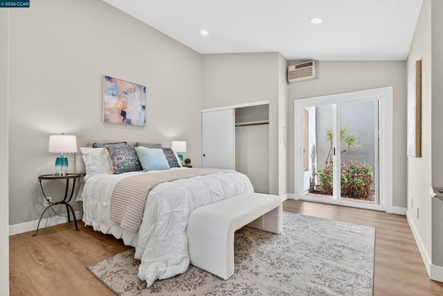 2413 Christian Ct, Pinole, CA 94564