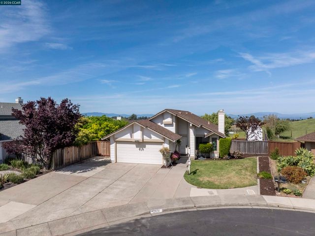 2413 Christian Ct, Pinole, CA 94564