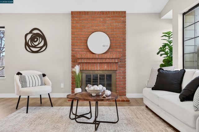 2413 Christian Ct, Pinole, CA 94564