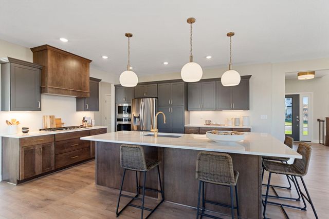 15717 Aquila Avenue, Prior Lake, MN 55378