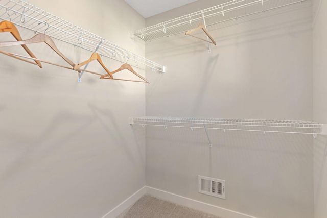 15717 Aquila Avenue, Prior Lake, MN 55378