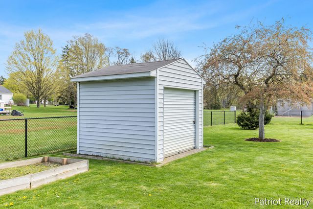 1745 Westminster Court, Byron Center, MI 49315