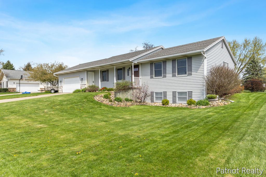 1745 Westminster Court, Byron Center, MI 49315