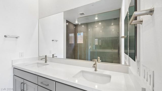 379 Tigullio Avenue, Henderson, NV 89011