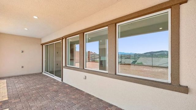 379 Tigullio Avenue, Henderson, NV 89011