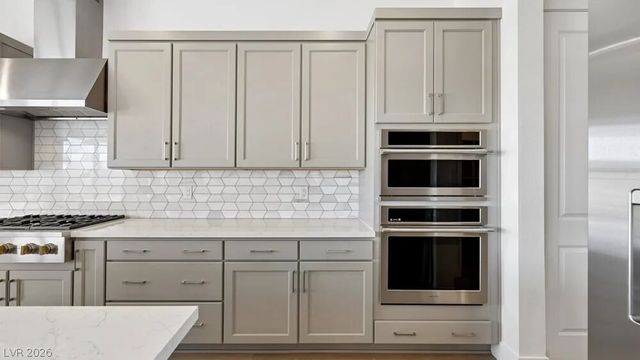 379 Tigullio Avenue, Henderson, NV 89011