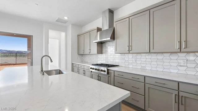 379 Tigullio Avenue, Henderson, NV 89011