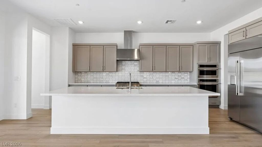379 Tigullio Avenue, Henderson, NV 89011 — photo 2