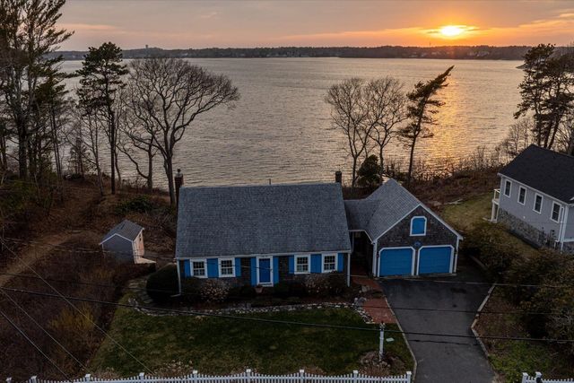 65 Lewis Point Road, Buzzards Bay, MA 02532