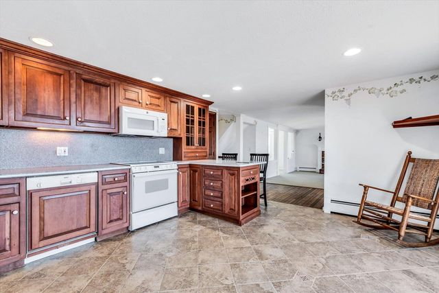 65 Lewis Point Road, Buzzards Bay, MA 02532