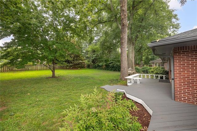 2605 Woodridge Drive, Decatur, GA 30033