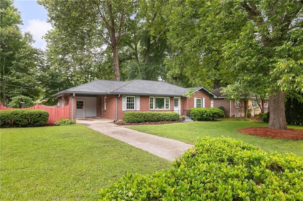 2605 Woodridge Drive, Decatur, GA 30033