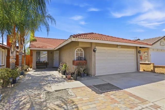 145 Appletree Drive, Perris, CA 92571