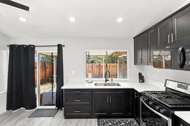 145 Appletree Drive, Perris, CA 92571