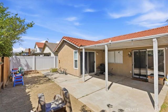 145 Appletree Drive, Perris, CA 92571
