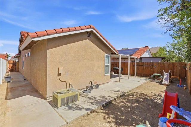 145 Appletree Drive, Perris, CA 92571