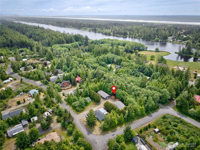 20403 Crane Place, Ocean Park, WA 98640