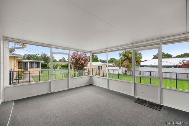 653 W Buttonbush Drive, Beverly Hills, FL 34465