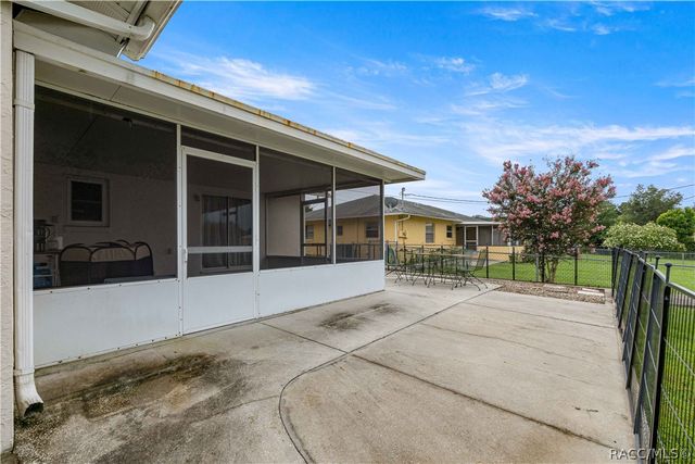 653 W Buttonbush Drive, Beverly Hills, FL 34465