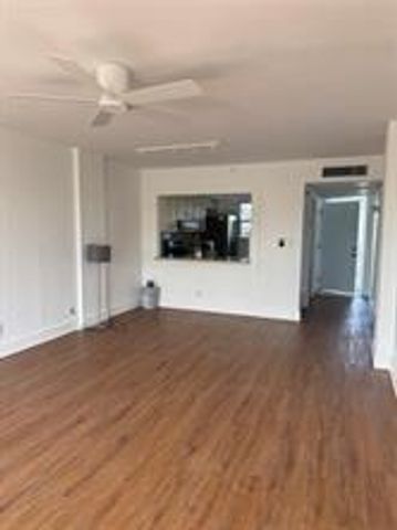 111 ROYAL PARK Drive 3A, Oakland Park, FL 33309