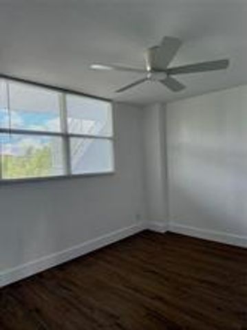 111 ROYAL PARK Drive 3A, Oakland Park, FL 33309