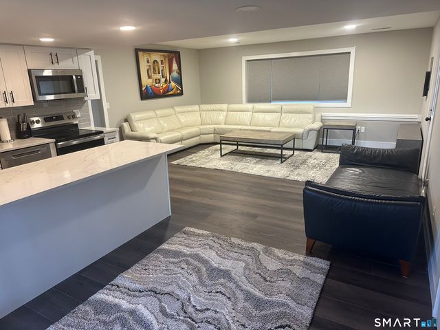 9 Wood Acres Lane 2, Monroe, CT 06468