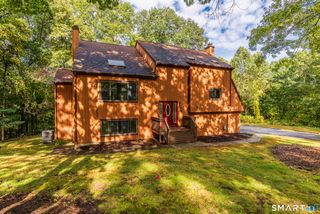 9 Wood Acres Lane 2, Monroe, CT 06468