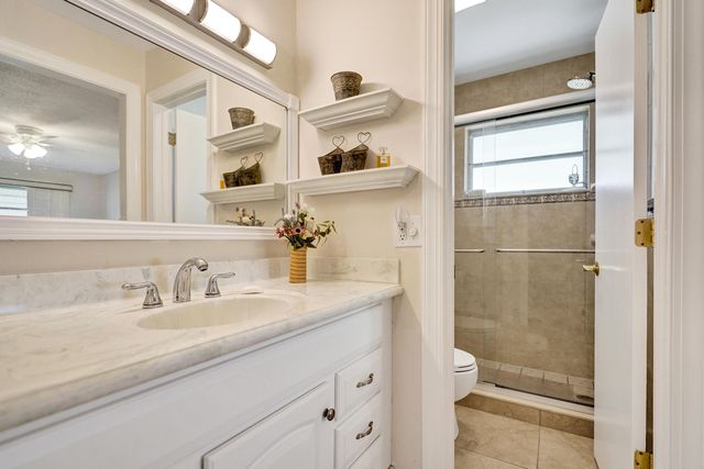 201 Bayview Avenue D, Boynton Beach, FL 33435