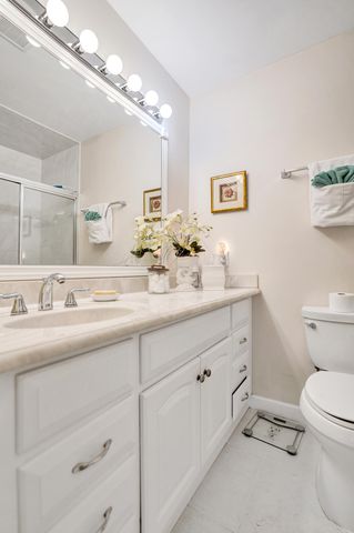 201 Bayview Avenue D, Boynton Beach, FL 33435