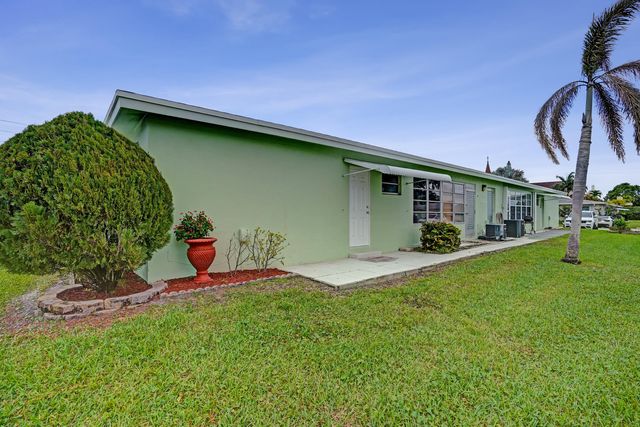 201 Bayview Avenue D, Boynton Beach, FL 33435