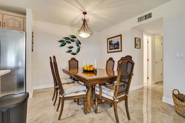 201 Bayview Avenue D, Boynton Beach, FL 33435