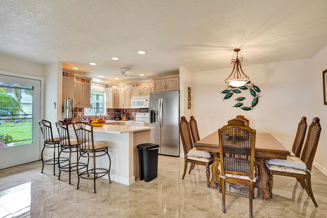 201 Bayview Avenue D, Boynton Beach, FL 33435