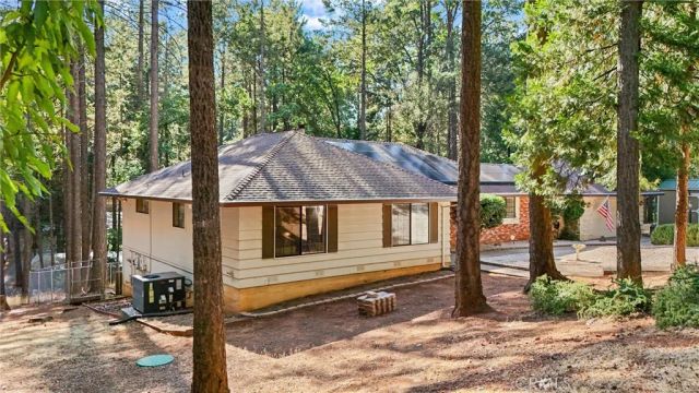 6150 Firethorn Circle, Magalia, CA 95954