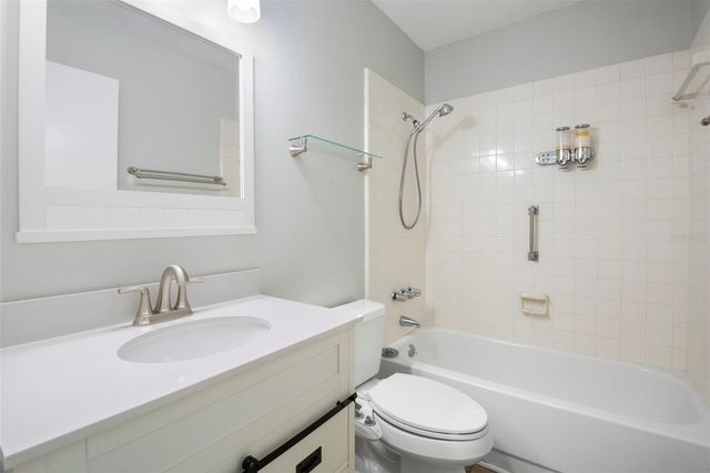 1904 CANTERBURY LANE 13, Sun City Center, FL 33573