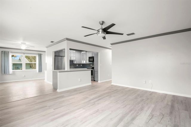 1904 CANTERBURY LANE 13, Sun City Center, FL 33573