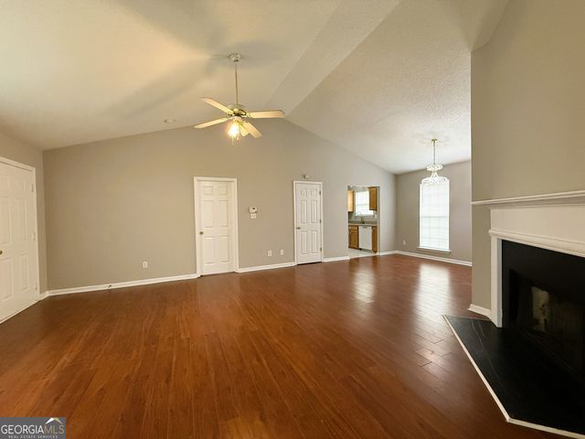 5609 Eagles Feather Lane, Riverdale, GA 30274