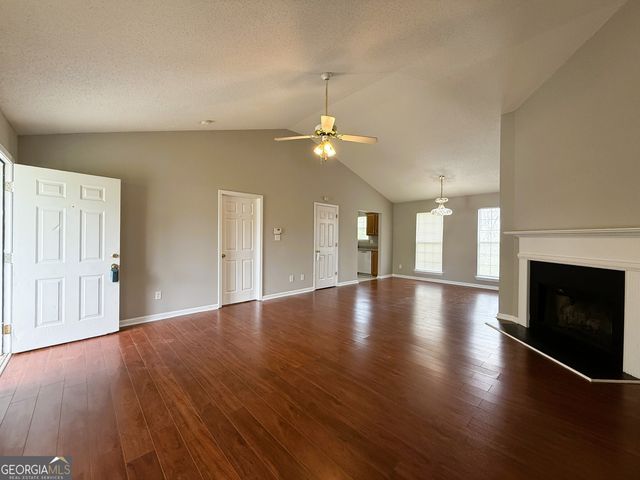 5609 Eagles Feather Lane, Riverdale, GA 30274