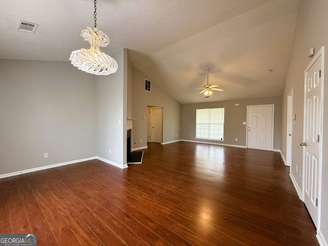 5609 Eagles Feather Lane, Riverdale, GA 30274