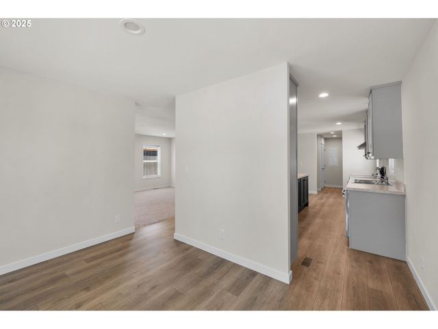 22219 Sw ORLAND St, Sherwood, OR 97140