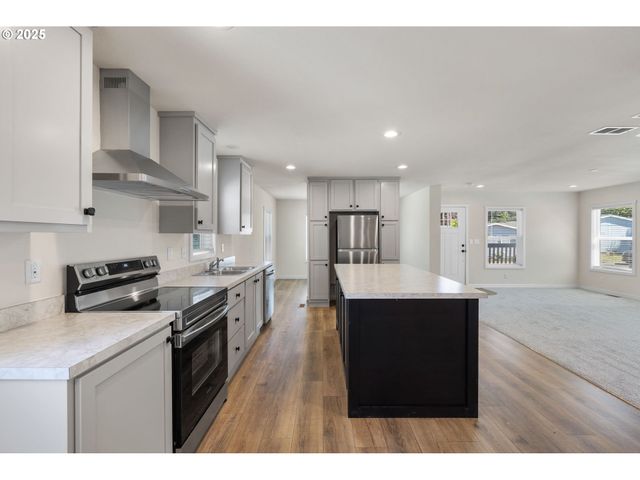 22219 Sw ORLAND St, Sherwood, OR 97140