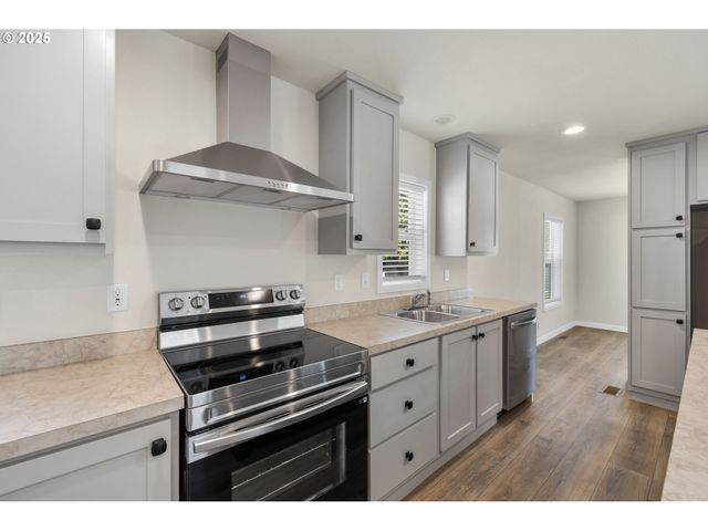 22219 Sw ORLAND St, Sherwood, OR 97140