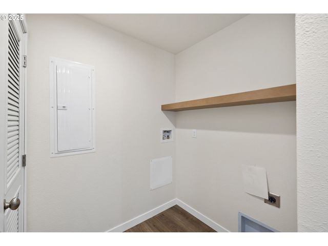 22219 Sw ORLAND St, Sherwood, OR 97140