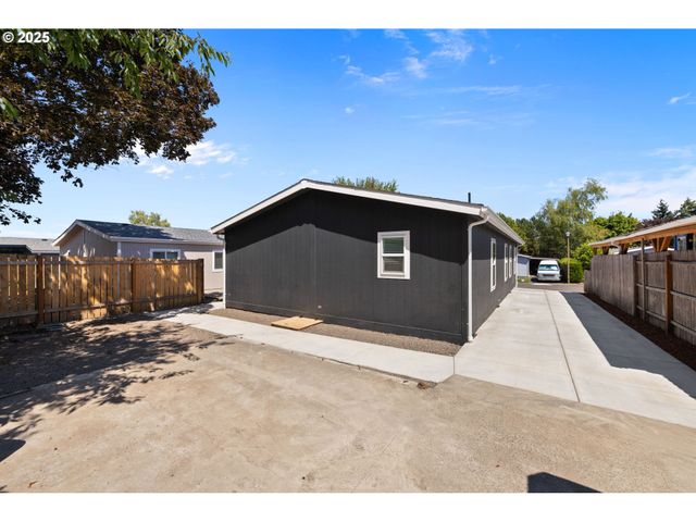 22219 Sw ORLAND St, Sherwood, OR 97140