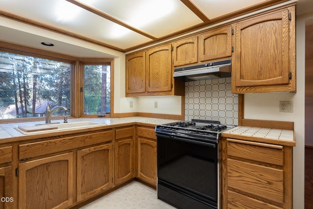 60630 Thunderbird, Bend, OR 97702