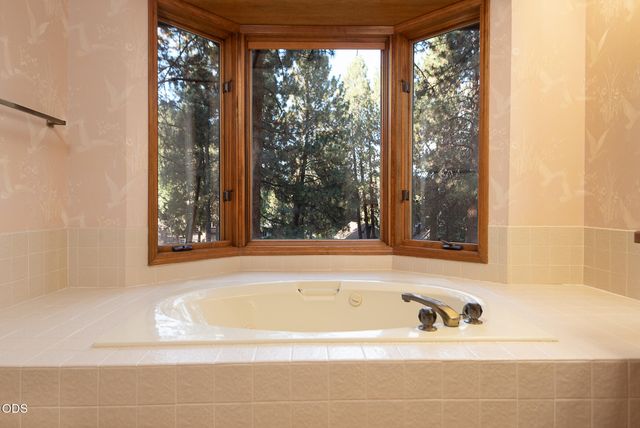 60630 Thunderbird, Bend, OR 97702