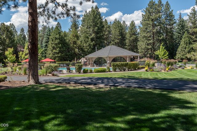 60630 Thunderbird, Bend, OR 97702